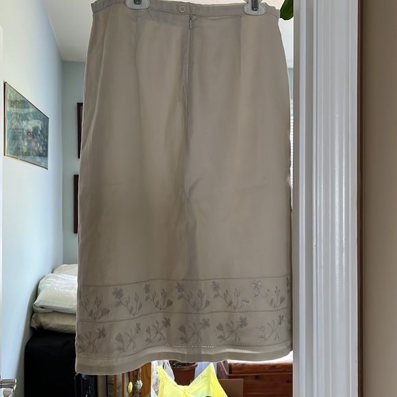 Old navy linen skirt - Picture 3 of 8